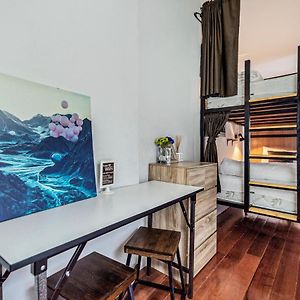 Gemenschappelijk Kamer Alleen voor Mannen